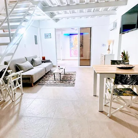 Sky House Holiday home *